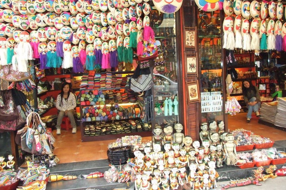 Private Hanoi City Tour: HoChiMinh Mausoleum & Water Puppet - Water puppet show: an included finale rooted in peasant creativity