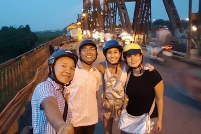 Private Hanoi Motorbike Sightseeing and Food Tour - Briefing and Hoan Kiem Lake: Getting Your Bearings Fast