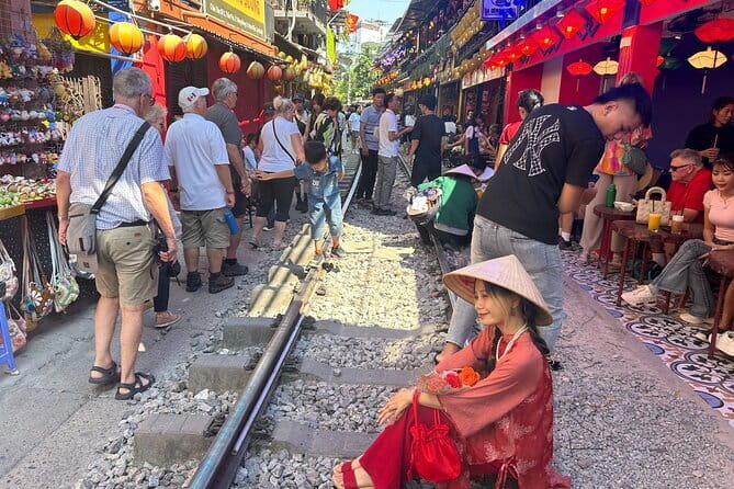 Private Hanoi Old Quarter Food Tour with 8+ Authentic Tastings - Old Quarter finish near Giang’s Café: how to extend the night without getting lost