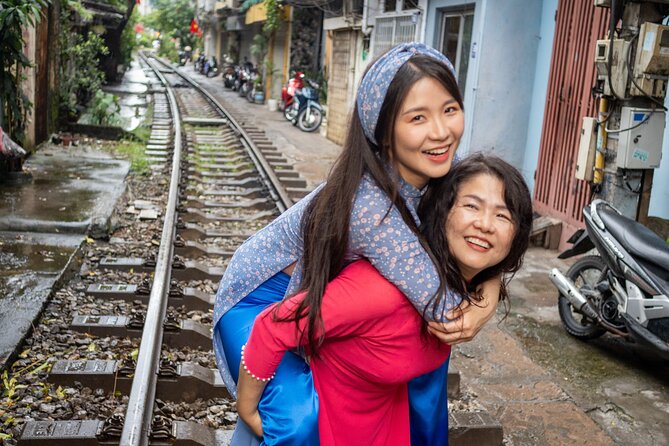 Private Hanoi Photoshoot – Iconic Spots & Hidden Gems - Ao Dai guidance: getting the look without the chaos
