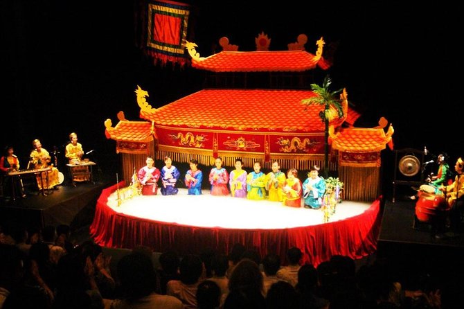Private: Hanoi Street Food tour with Water Puppet Show and Cyclo - The Old Quarter cyclo segment: orientation by slow motion