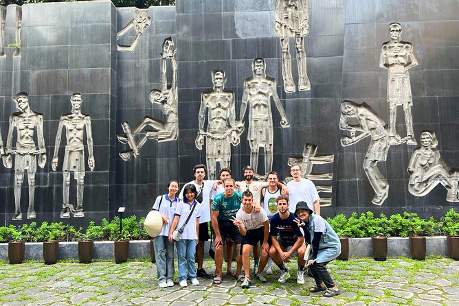 (Private) Hanoi War Sites Tour - Ho Chi Minh Museum: start with the life behind the landmarks