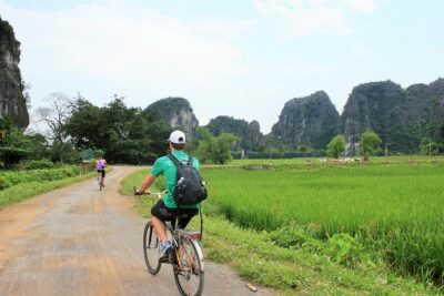 [Private] Tam Coc Boat-ride & Bich Dong Pagoda - Day tour - The 7:30am start: Hanoi-to-Ninh Binh travel made practical