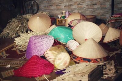 Private tour - Authentic craft village experience - Meeting your guide Vu: why it improves the whole day