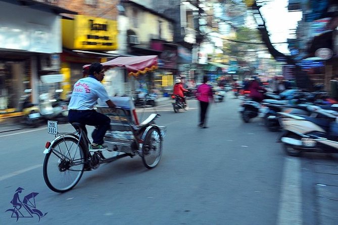 Private tour - Hanoi old quarter cyclo tour (2 hours) - Hotel pickup transfer and your private English guide