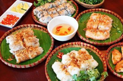 Private Tour: Hanoi Street Foods - Train Street - Hidden Gems - Stop 1: Old House for an easy warm-up before the food