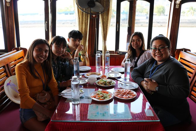 Private Transfer Hotel Pick Up for Small Group Halong Day Tour - Lunch onboard: seafood, shared tables, and what to budget for