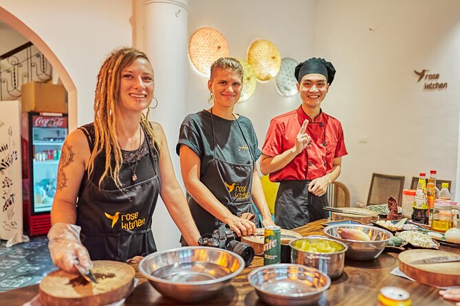 Rose Kitchen Hanoi: Market, Cooking & Culture Tour + Free PickUp - Drinks, fruit wine, and the quiet culture moments that matter