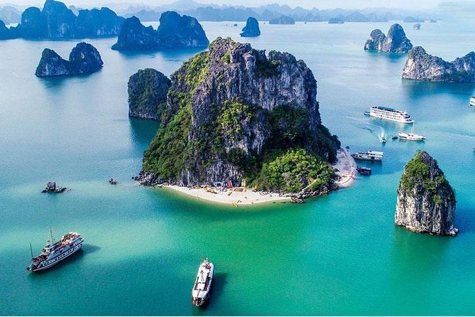Round-Trip Hanoi to Halong Private Vehicle Charter - The drive itself: 3.5–4 hours, 170 km, through the Red River Delta