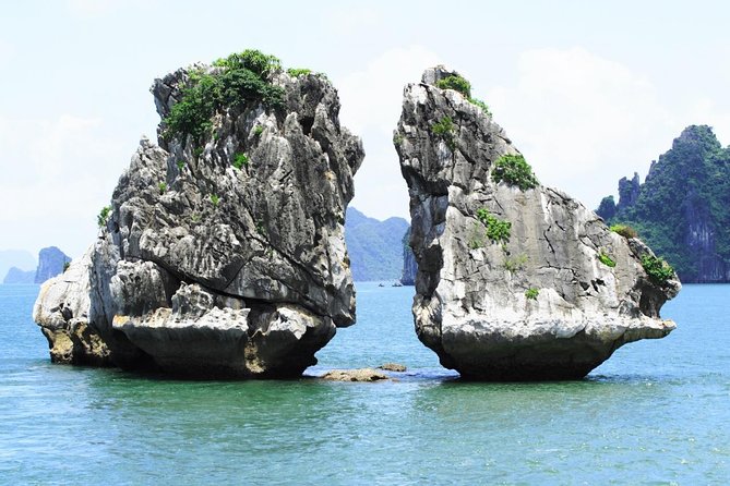 Round-Trip Hanoi to Halong Private Vehicle Charter - What’s included (and what you’ll need to cover separately)