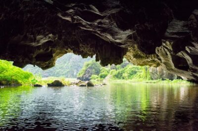 Round-Trip Hanoi to Ninh Binh Private Vehicle Charter - Hanoi to Ninh Binh: what the ride actually feels like