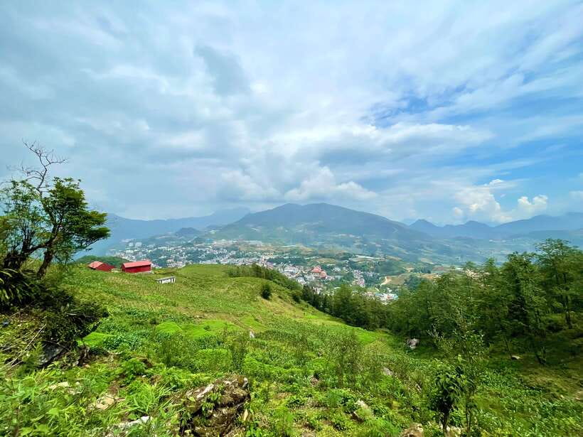 Sapa: 1-Day Trek to Mountain, Local Villages & Rice Terraces - What’s included for $24, and why the value can be solid