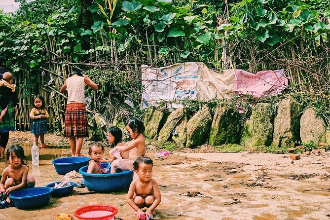 Sapa 2-Day Trek & Homestay in Ta Van Village – Be a Local - The H’mong Indigo Workshop: Making the Souvenir