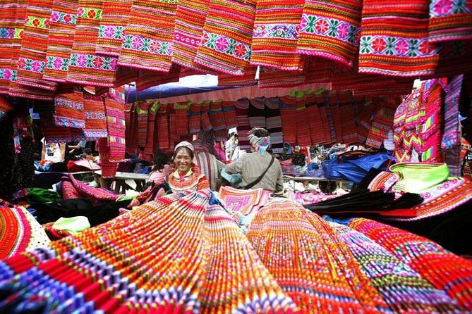 Sapa 2 Days 1 Night Bac Ha Market Tour (Overnight In Hotel) - How This Two-Day Route Works From Hanoi