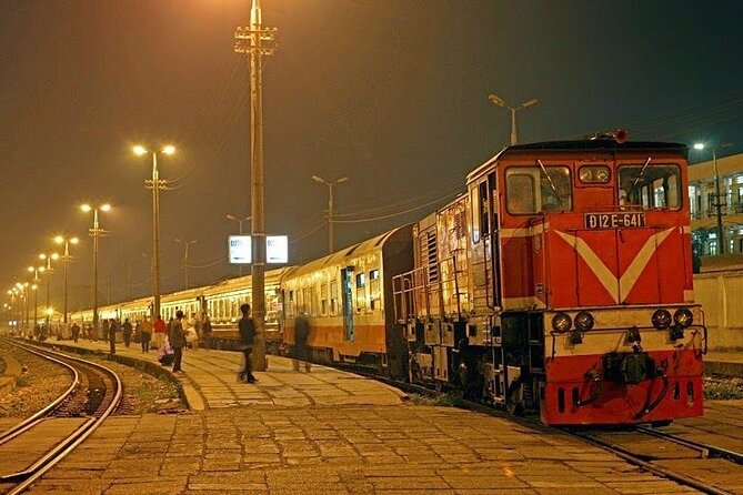 Sapa 3 Days Trekking Tour ( Overnight Train + Homestay + Hotel ) - Why this Sapa trek starts with an overnight train in Hanoi