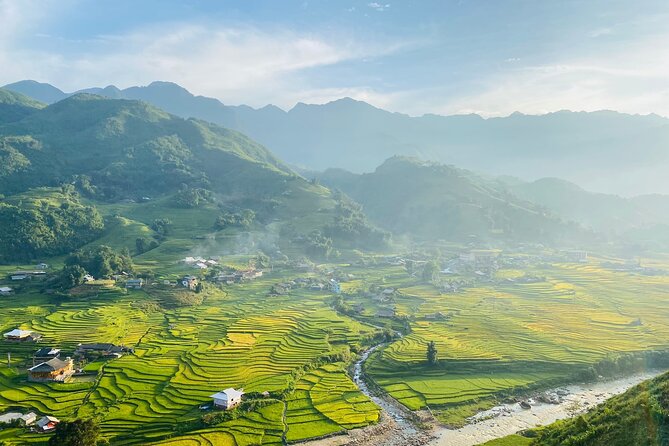 Sapa 3D2N Homestay and Hotel Experience by Limousine Bus - Day Two Trek Rhythm: Muong Hoa Valley, Y Linh Ho, and Lao Chai