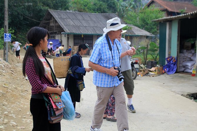 Sapa Easy Trekking Villages 2 days, 1 night: Meals, Local guide, 3 star hotels - Meals included: breakfast, two lunches, dinner, plus the Sapa market angle