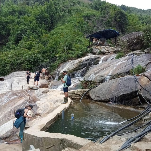 Sapa: Full-Day Trekking Tour to Lao Chai and Ta Van Village - What to bring so the day feels good (not just doable)
