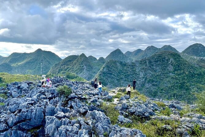 Sapa - Ha Giang Loop Tour 5 days 4 nights - What you eat and where you stay: breakfasts, dinners, and homestay style