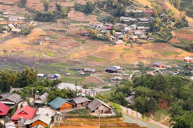Sapa Half-Day Motorbike Tour: Villages & Rice Fields - Stop 4: Ta Van Village and the warm small-community pace