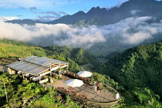 Sapa Half Day Private Car or Motorbike Customized Scenic Tour - O Quy Ho Mountain Pass: the scenic-road moment