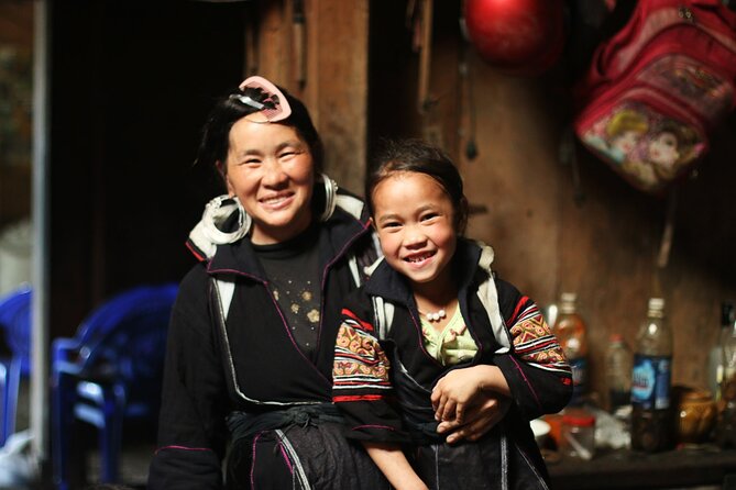 Sapa Hmong Family Trekking Adventures - Day 2: Homestay Breakfast and the Giang Ta Chai Waterfall Trek