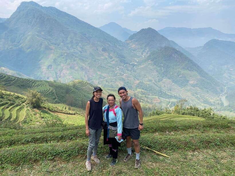 Sapa: Love Silver Waterfall, LonelyTree in Heaven-Rice Field - The Lonely Tree in Heaven Gate: The Photo Stop with Big Context