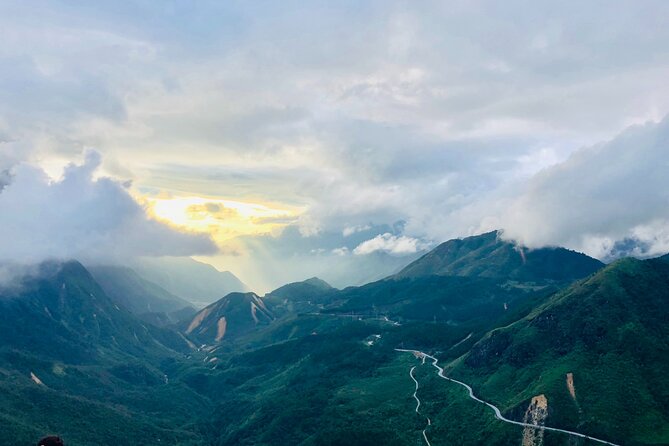 SaPa Motorbike Tour - Half day - Visit Waterfall - What to pack for a chilly waterfall ride