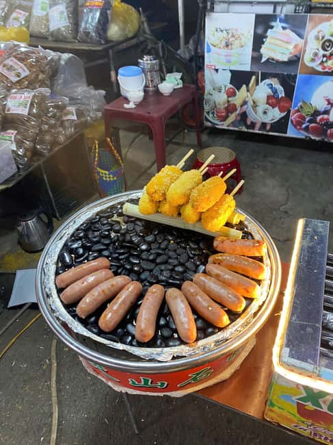 Sapa Night Market Experience – BBQ, Hotpot & Black Chicken - The Best Part: A Guide You Can Actually Talk To