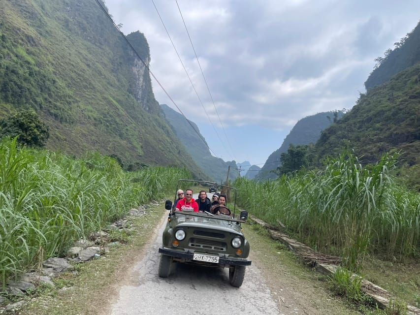 Sapa Open Air Jeep Half Days Off the Beaten Track, Backroad - O Quy Ho Village: the high-altitude panorama stop