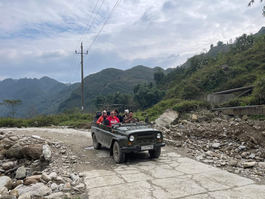 Sapa Open Air Jeep Half Days Off the Beaten Track, Backroad - The “Vintage car” stop: quick, fun, and photo-friendly