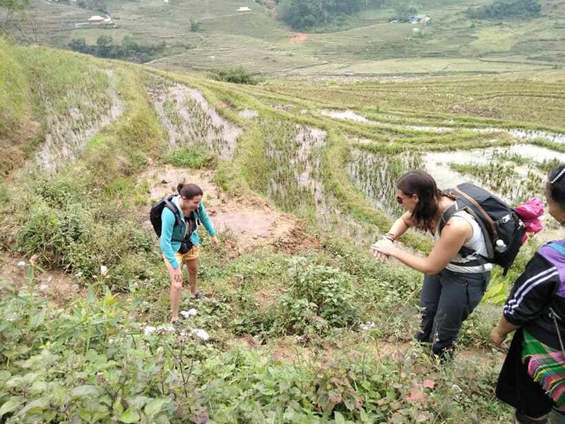 Sapa: Private trek to Muong Hoa Valley - Guide-led pacing on steep, slippery sections (and why it matters)