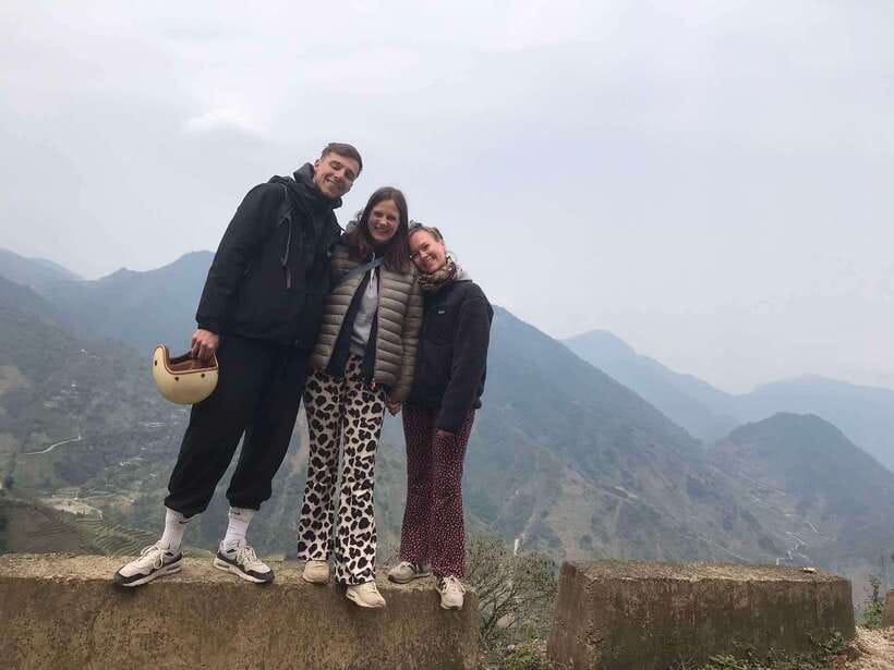Sapa Silver Waterfall And O Quy Ho Pass Tour By Motorbike - Climb to O Quy Ho Pass at 2,000 meters: where clouds do the storytelling
