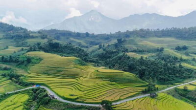 Sapa: Ta Phin Village Trek with Lunch and Bathing Experience - The day’s route: from Hoàng Văn Thụ to Ta Phin Cave