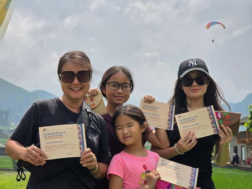 Sapa: Tandem Paragliding Adventure with Pickup & Drop-off - The 8–12 minute flight: what it’s like up there