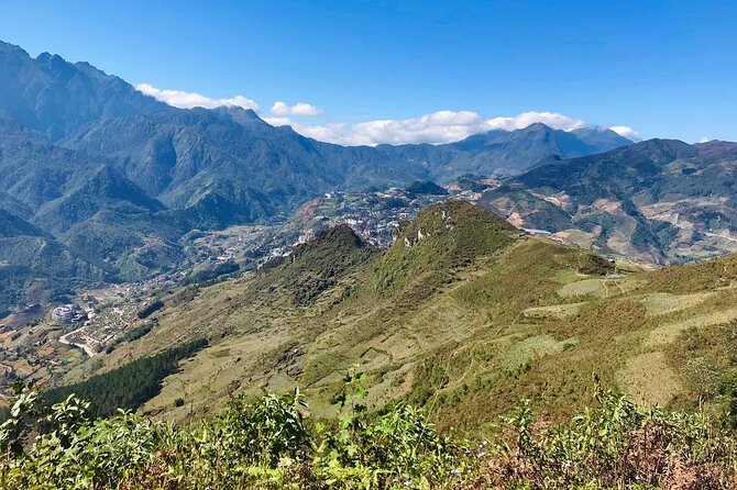 Sapa The Hidden Trail Trek 1 Day - Mountain & Rice Valley - Lunch and water: included basics that keep the hike doable