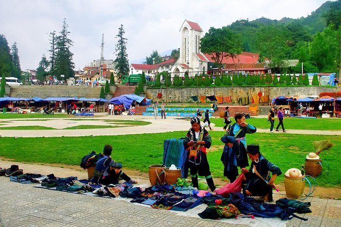 Sapa Trek Tours -2D1N Stay At 3</em></strong> -TRANSFER BY SLEEPING BUS – Staying in Sa Pa town: 3*** hotel, real downtime’ /></p>
<p><p>You’ll sleep in <strong>Sa Pa town</strong> at a <strong>3</strong><em> property. That matters because it turns “mountain trekking” into “mountain trekking plus a night out of the cold.”</p>
</p>
<p><p>One review highlighted that the hotel was a highlight on its own, described as a “new” 3-star place in town. Another mentioned enjoying local food with rice wine during the stay. Even if you don’t make the same restaurant choices, the key idea is you’ll have a base where you can reset: shower, eat, and get a better night than if you were trying to rough it.</p>
</p>
<p><p>Don’t underestimate downtime. After a long ride and a trekking day, you’ll feel better if you don’t fill every evening with more plans. Use the hotel time to stretch, hydrate, and get ready for day two.</p>
</p>
<h2 id="trek-timing-gear-and-how-to-avoid-the-common-mistakes">Trek timing, gear, and how to avoid the common mistakes</h2>
<p><img width="669" height="446" decoding="async" src=