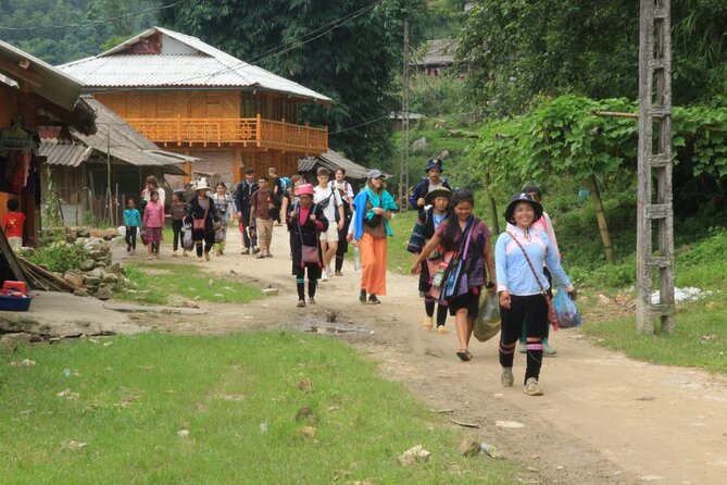 Sapa Trekking Tour Full Day - The 8:00–8:30 Start: Pickup, Luggage, and What to Expect