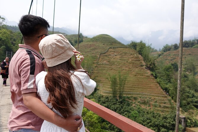 Sapa Valley Trek and Homestay - 3D2N - Day 1: Y Linh Ho Down to the Cat Cat Road, Then Ta Van With a Village Host
