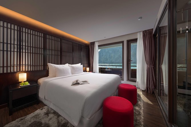 Scarlet Pearl Cruise - The Pearl of Ha Long Bay - 2 Days 1 Night - Cooking class and on-board life: how the evening becomes the highlight