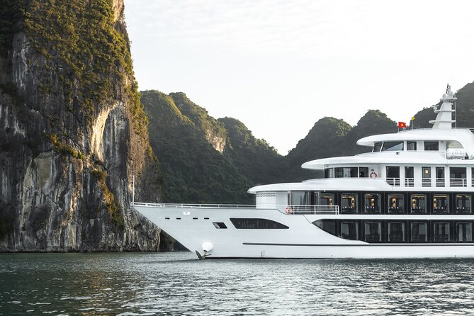 Sea Octopus Cruise - The Top Luxury Day Tour in Halong Bay - Titop Island: the classic stop with a choice