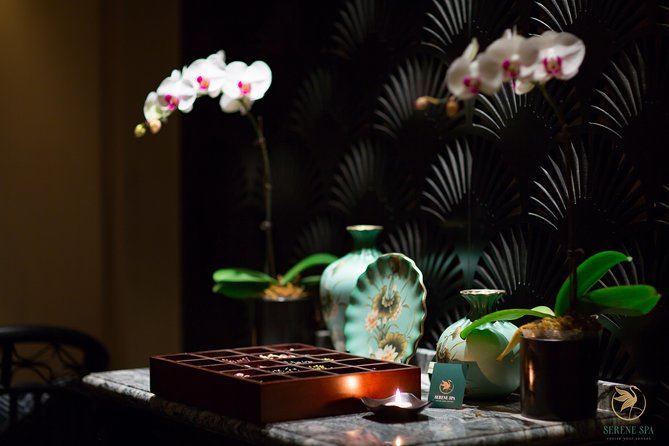 Serene Experience Spa Package - 255 minutes of treatments: the full flow from tub to face