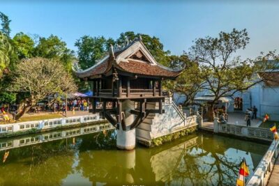 Small Group Half-day Hanoi City Tour with Train Street Visit (4h) - Ho Chi Minh Mausoleum area: a quick photo pass