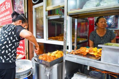 Small-Group Street Food Cyclo Tour of Hanoi Old Quarter - Your Food Stops: What You’ll Taste and How to Order Like a Local