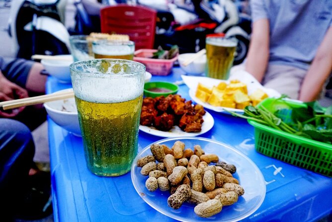 Street Food by Walking Tour for 3 hours in Hanoi, Vietnam - Why the 6:00 pm street-food timing matters