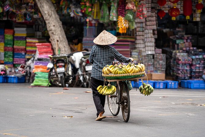 Street Food by Walking Tour for 3 hours in Hanoi, Vietnam - Getting started: pickup, mobile ticket, and a tight group