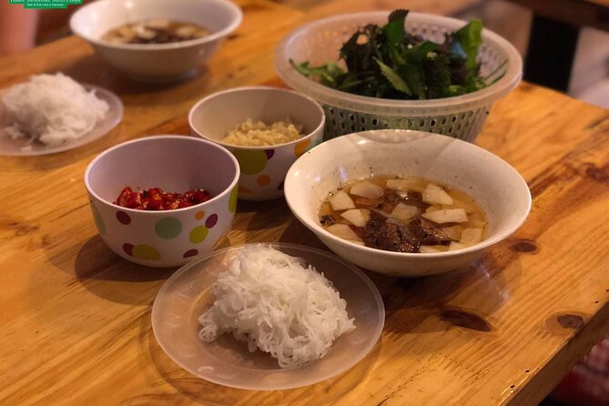 Street Food Tour Hanoi By Walking - What guide quality changes in real life (Mango and Potato examples)