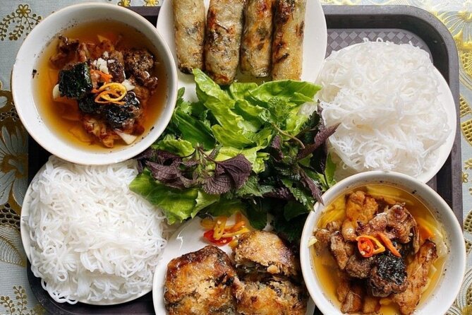 Street Food Tour with a Guide - Hanoi Old Quarter street food at 6:00 pm: what you’re really signing up for
