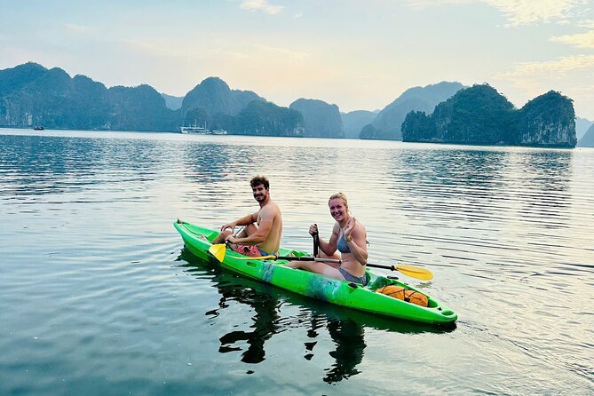 Sunset and Plankton Bioluminescent Night Kayak Lan Ha Bay - Floating fishing village + sunset: the break that makes the whole trip feel complete