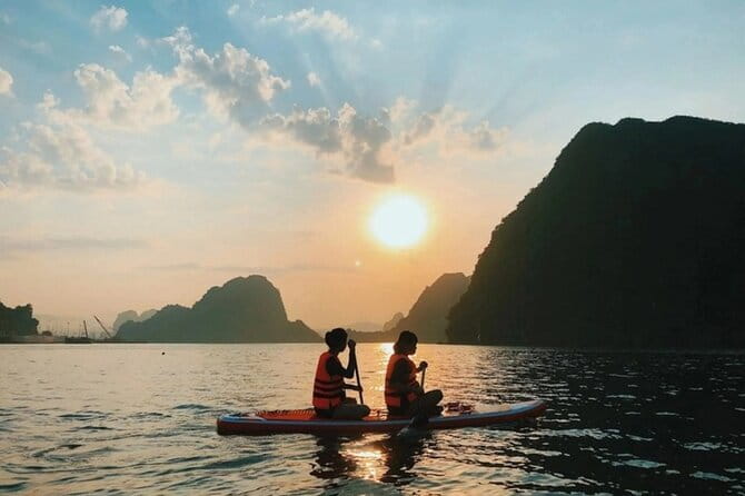 Sunset Tour in Lan Ha Bay | 4-star Daiichi Cruise - Stop 1 on Lan Ha Bay: kayaking in the soft afternoon light